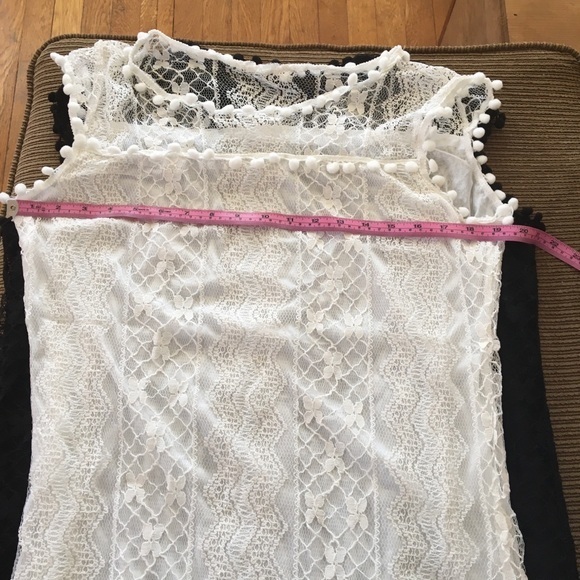 Sleeveless  XL  white cover up lace embroidered - Picture 4 of 8